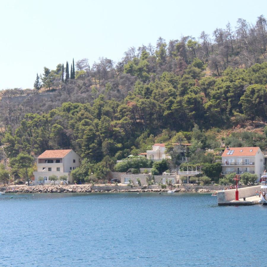 Apartments Bezek トルステニク エクステリア 写真