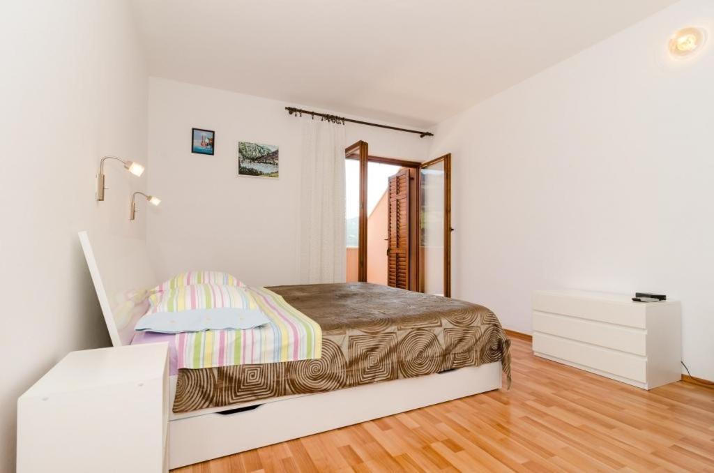 Apartments Bezek トルステニク エクステリア 写真