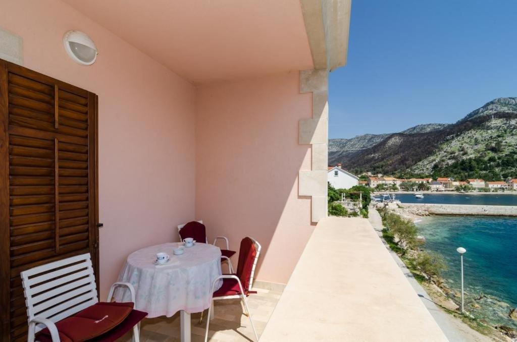 Apartments Bezek トルステニク エクステリア 写真