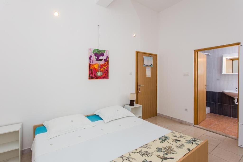 Apartments Bezek トルステニク 部屋 写真